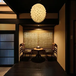 別荘 紡 松原堺町 日本