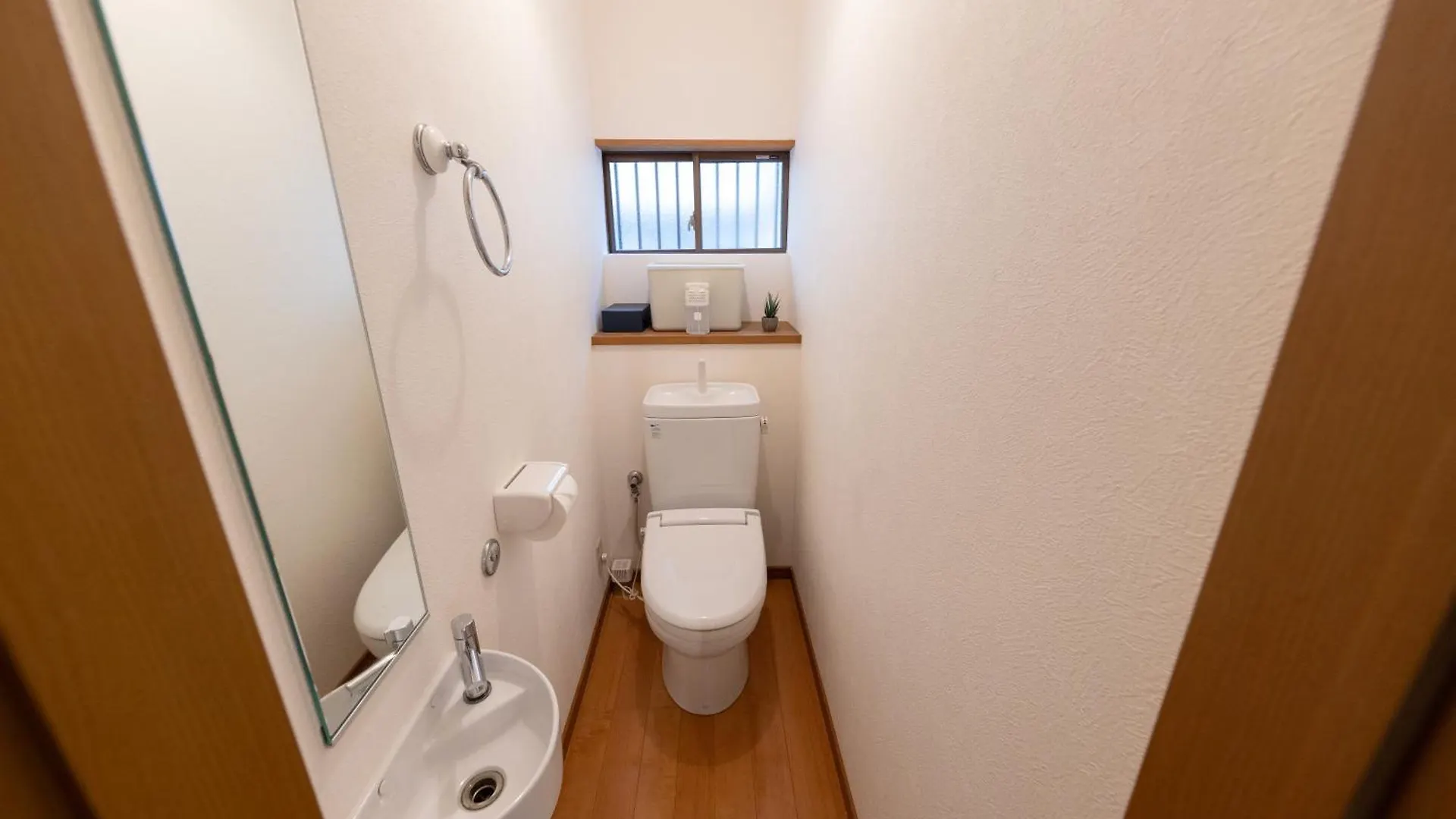 Apartmán 1棟貸切,難波まで2駅4分,京セラドーム徒歩圏内,最大7名まで利用可,Usjまで4駅,Uihouse Ósaka