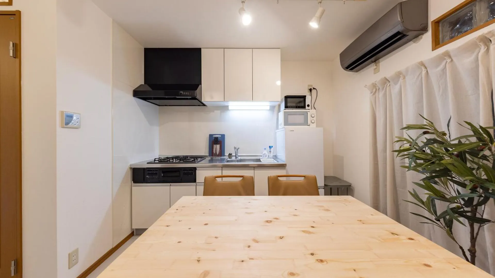 Apartmán 1棟貸切,難波まで2駅4分,京セラドーム徒歩圏内,最大7名まで利用可,Usjまで4駅,Uihouse Ósaka
